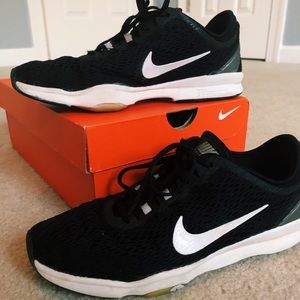 Nike Training Zoom Fit Sneakers